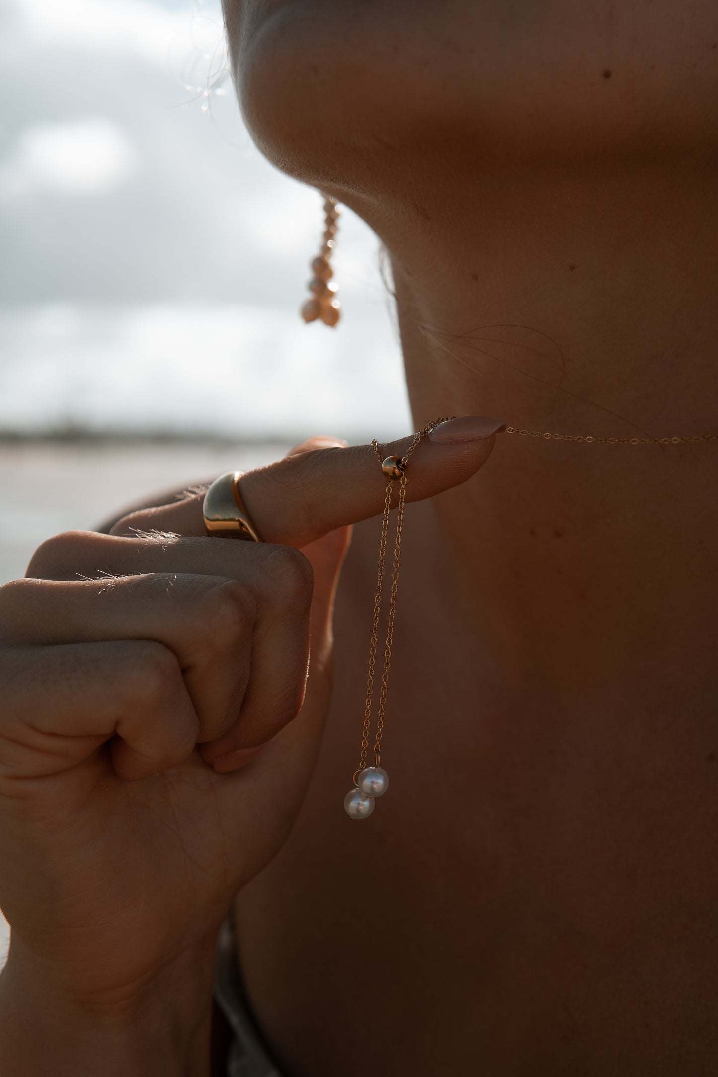 Look Inside Necklace - Gold