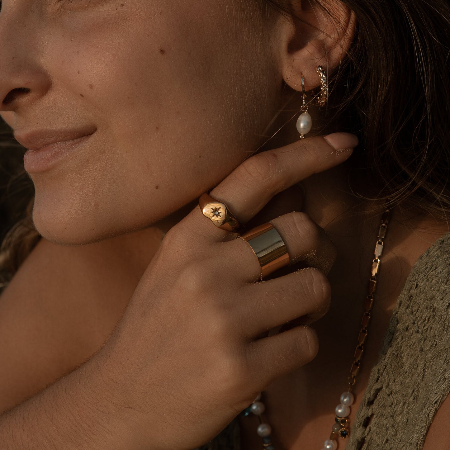 Love All the Way Ring - Gold