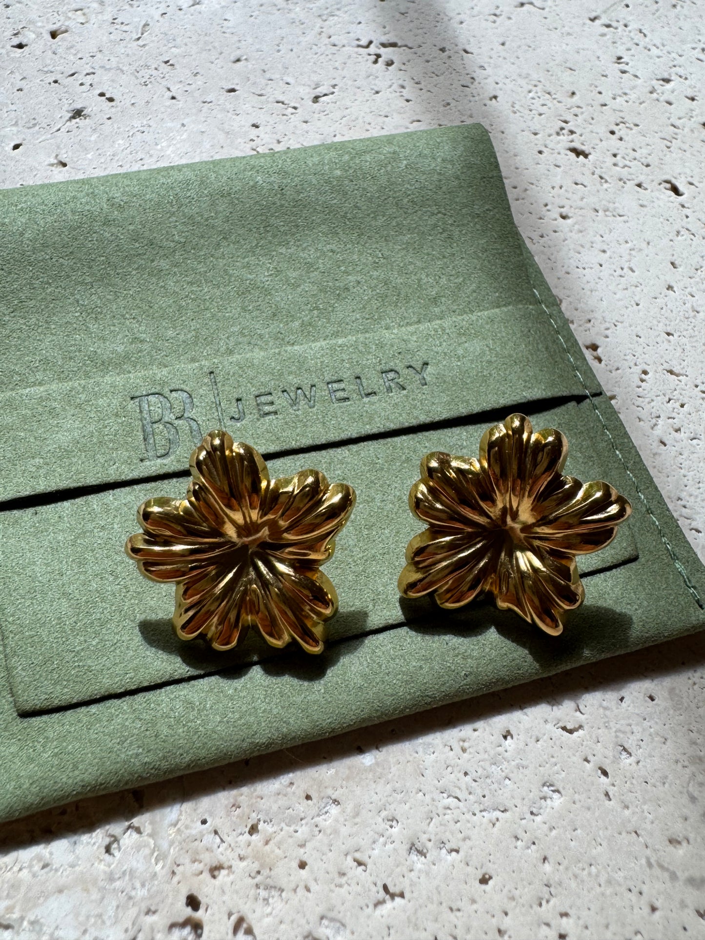Dahlia Studs | Floral Design
