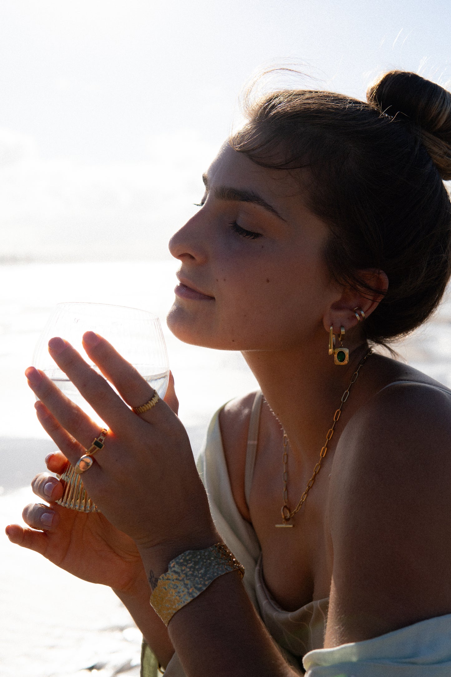 Coastal Glow Necklace - Gold