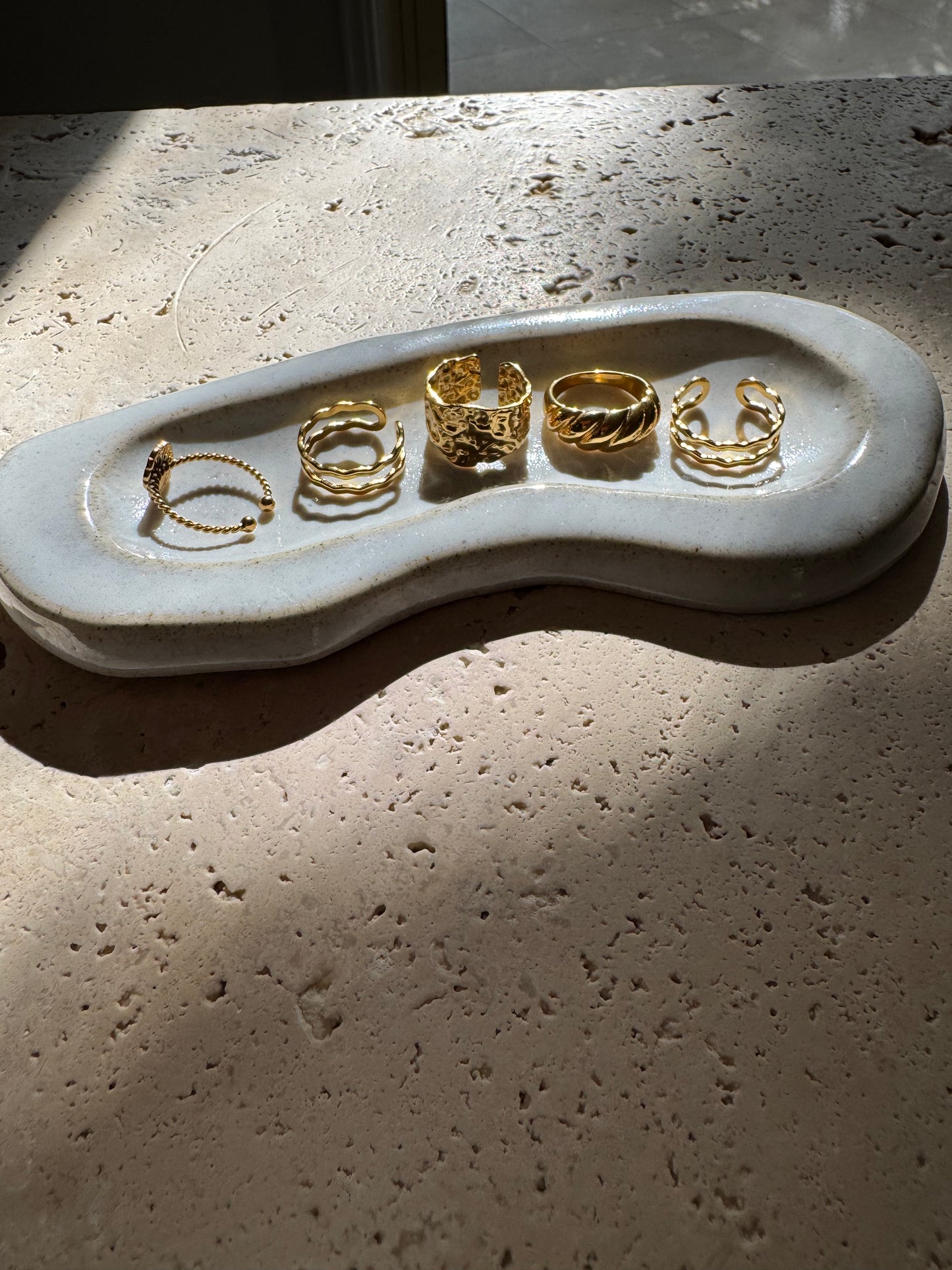 Nuvé Dish