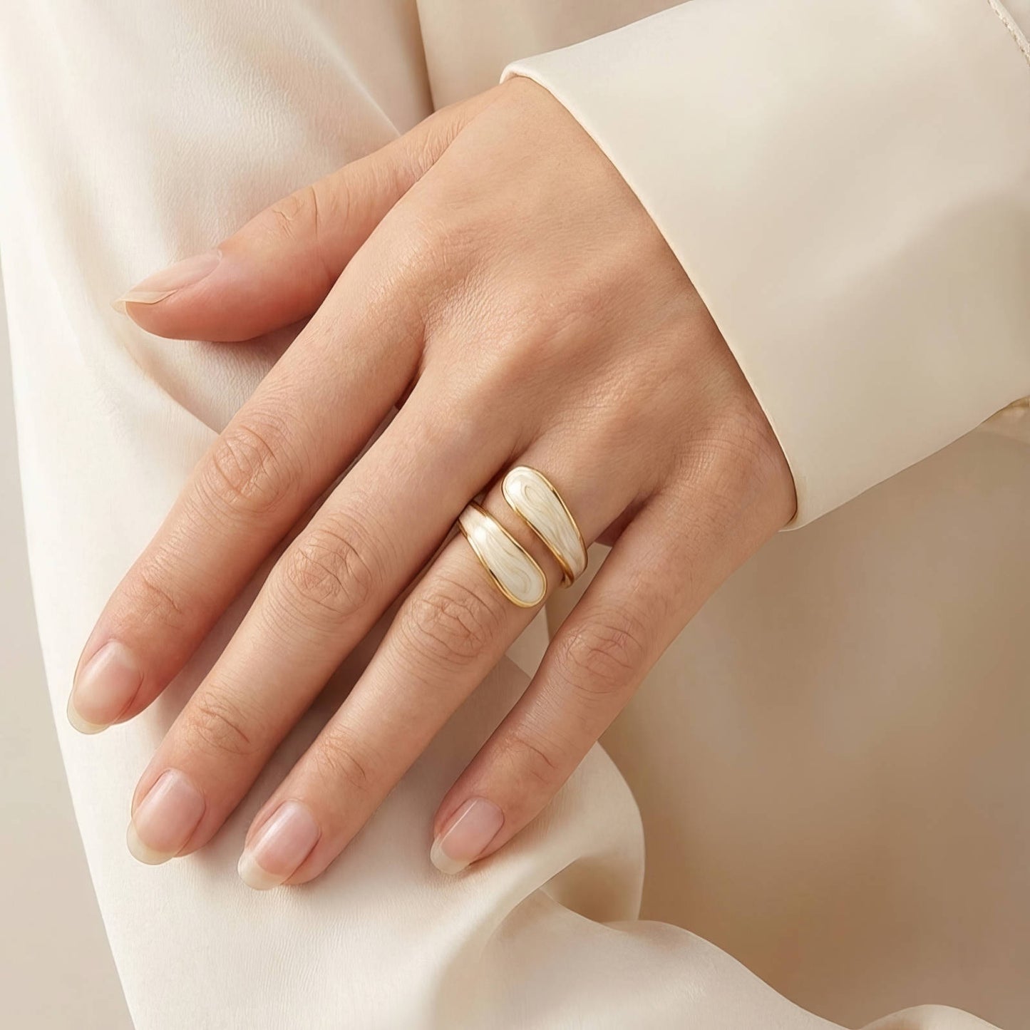 Solea Ring – Waterproof Adjustable Enamel Statement Ring