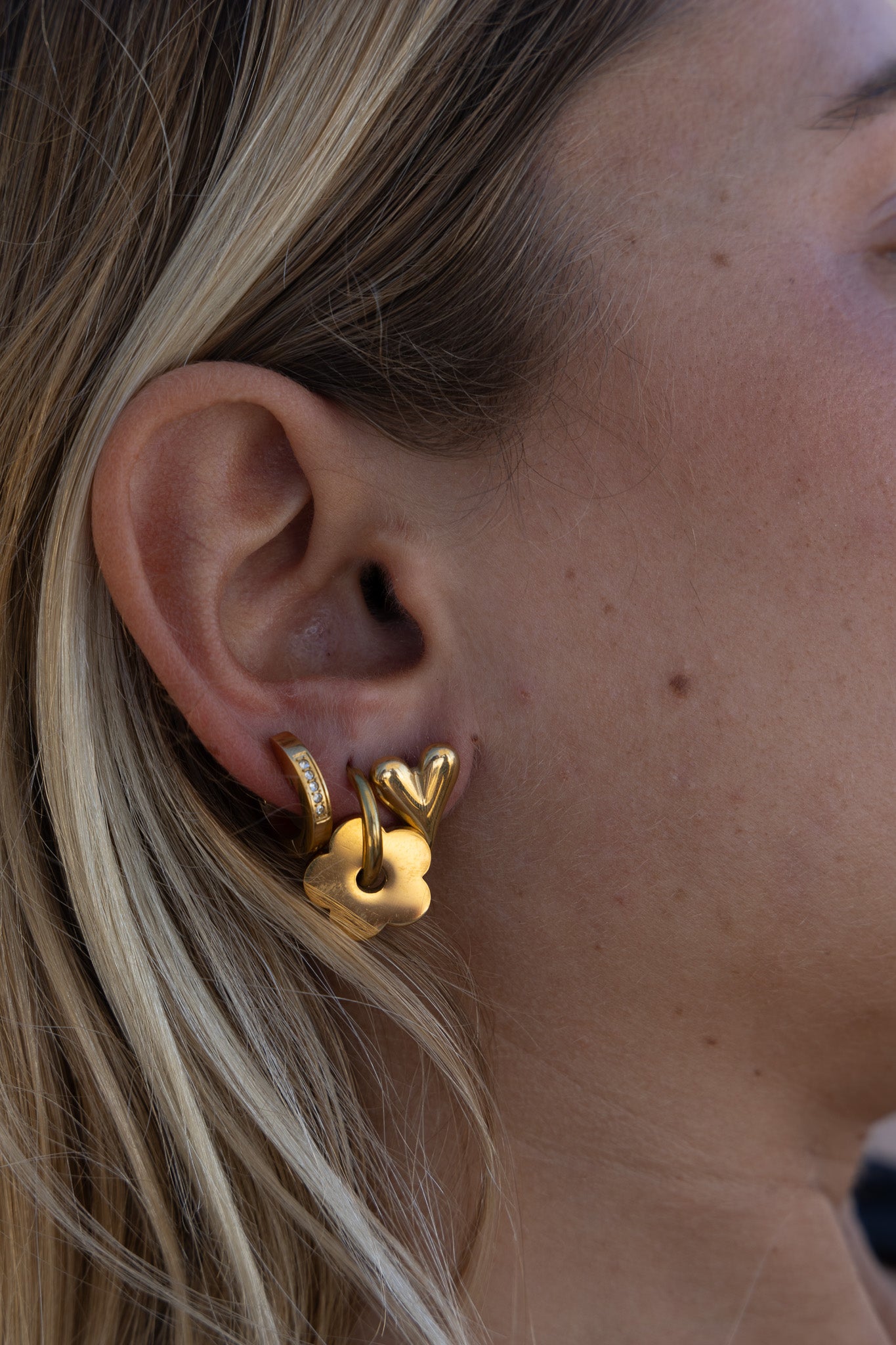 Lena Hoops – Waterproof Everyday Zirconia Hoops